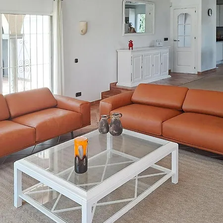 Amazing In Lagunas De Mijas Tatil Evi