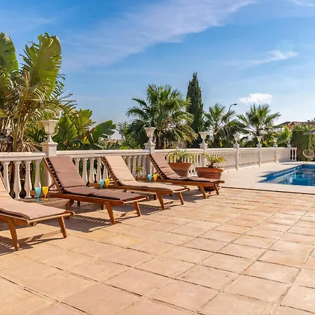 6 Bedroom Stunning In Lagunas De Mijas Holiday home