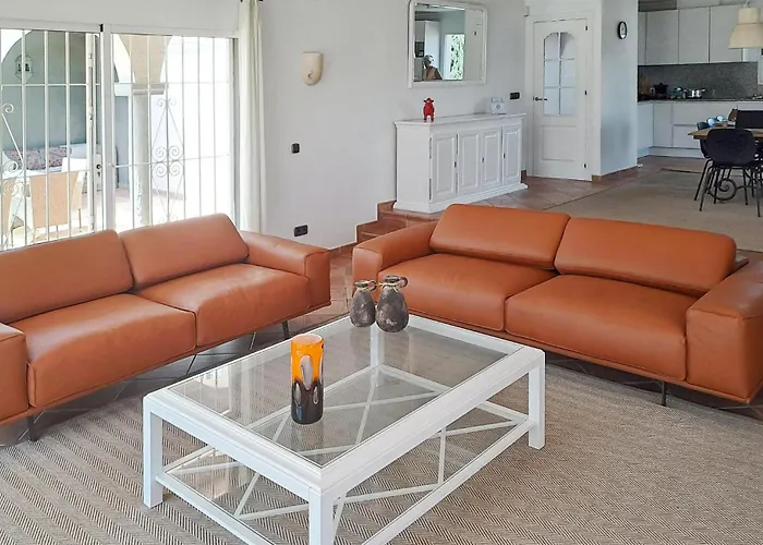 Amazing In Lagunas De Mijas Hébergement de vacances