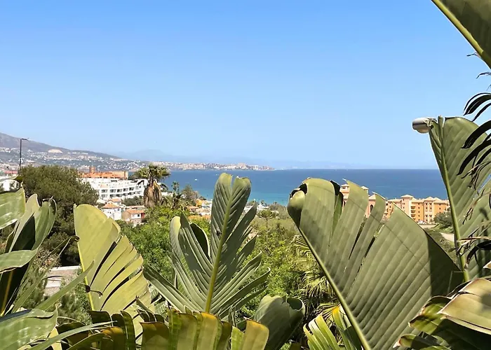 Amazing In Lagunas De Mijas * فوينخيرولا