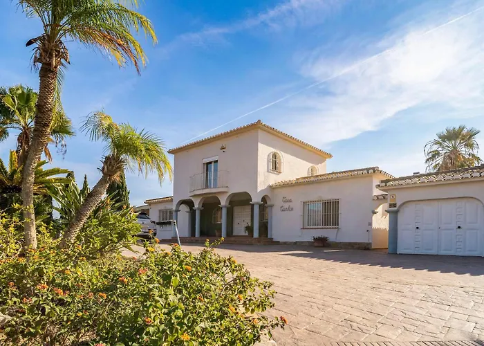 Amazing In Lagunas De Mijas Semesterbostad Fuengirola